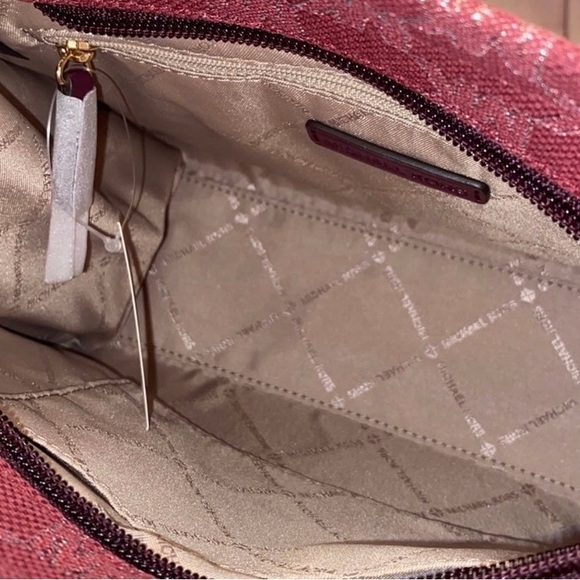 Michael Kors MIRELLA Xbody/ZOOEY Micro Barrel Pouch 2pc Set - Picture 3 of 9